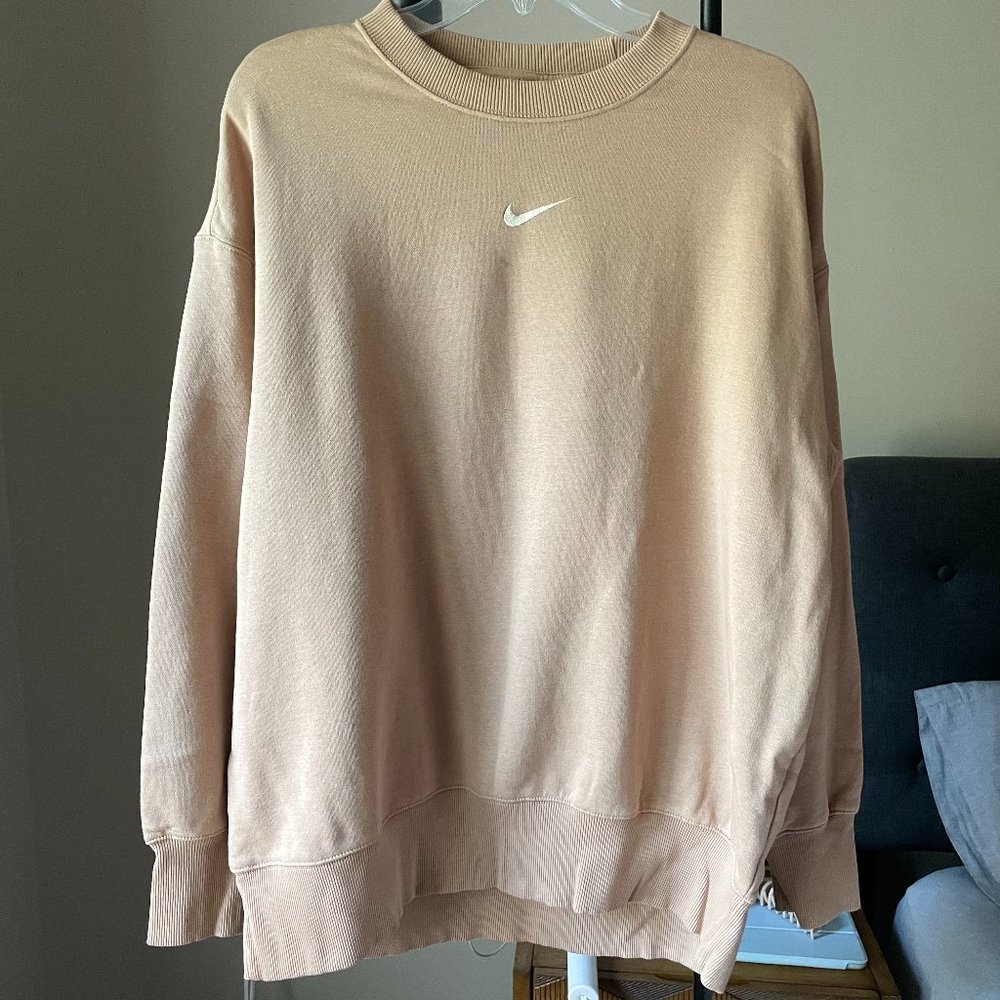 Nike Oversized Crew Neck